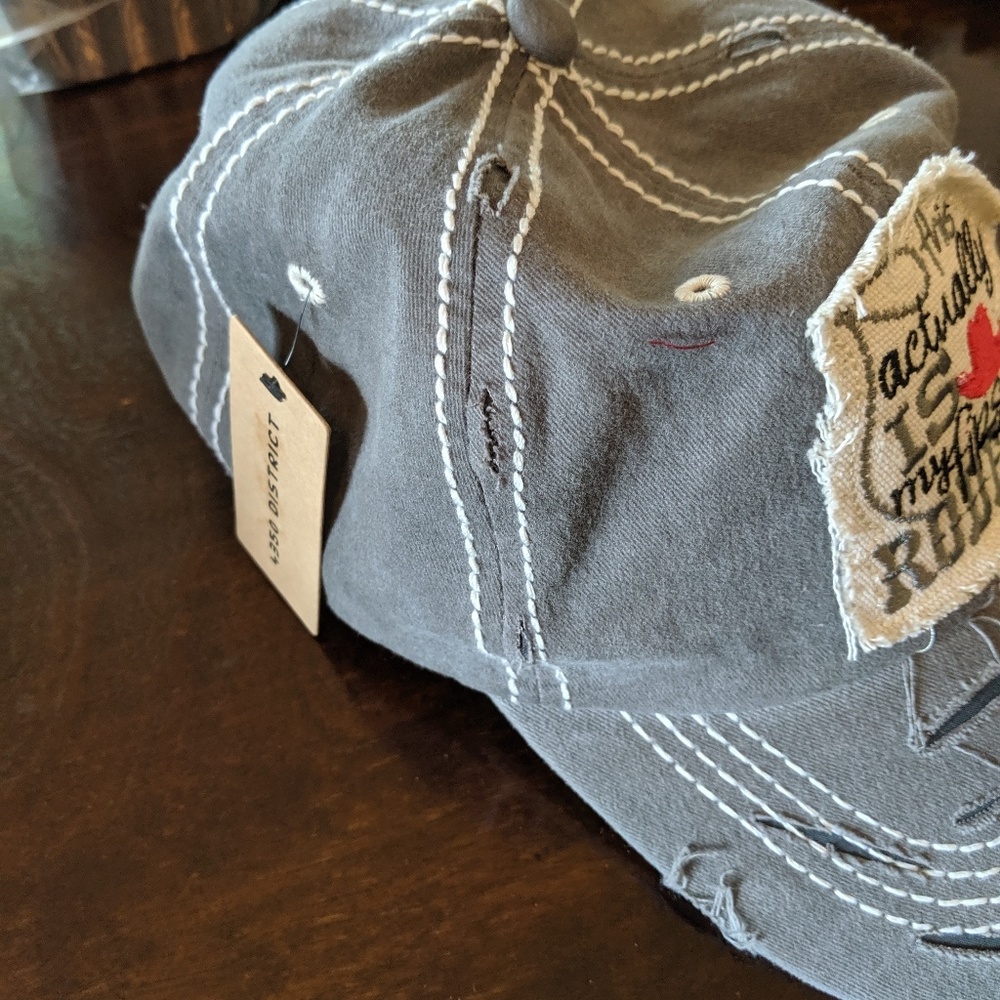 Baseball cap - Picture 3 of 3